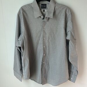 Madison  2xl 18-18 1/2 Black and White Casual‎ Button Down Shirt.